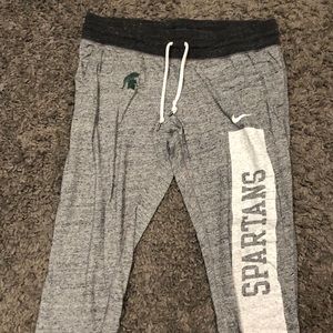 Nike capris